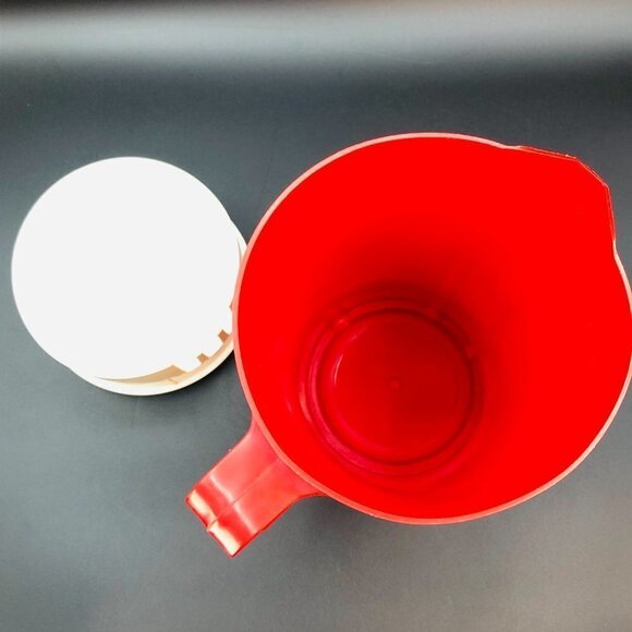 70s Sterilite Red Plastic Juice Pitcher Vintage Cold Beverage Jug Family BBQ - Picture 5 of 11